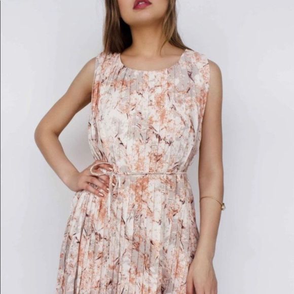 Women's Amber Decade Dress | Small | Blue District | Wolf & Badger - Picture 10 of 11